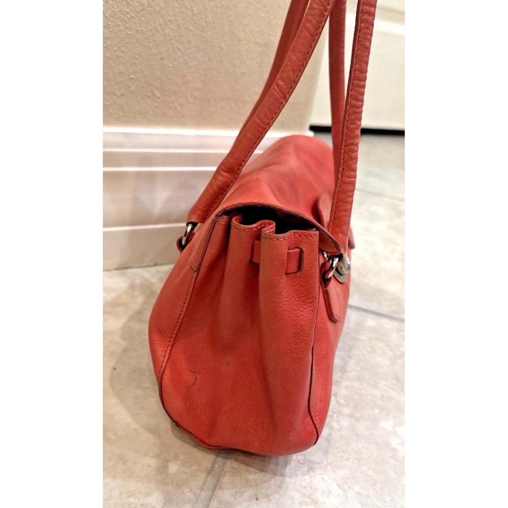 Wilsons Leather Pelle Studio‎ Coral Red Leather Shoulder Bag Push Lock Flap - Picture 13 of 13